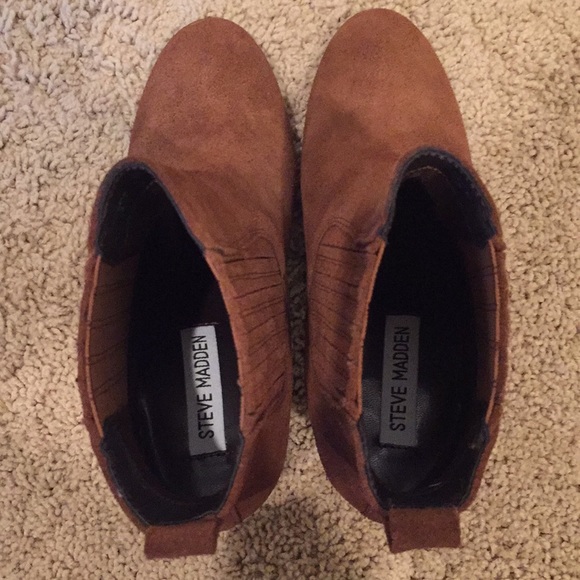 Steve Madden Booties - Picture 2 of 5